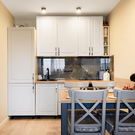 Romos Apartamentai Klaipedoje Клайпеда Экстерьер фото